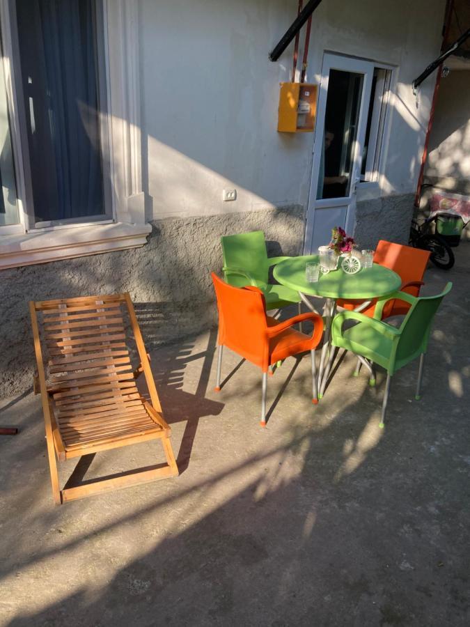 באטומי Guest House Barbi מראה חיצוני תמונה