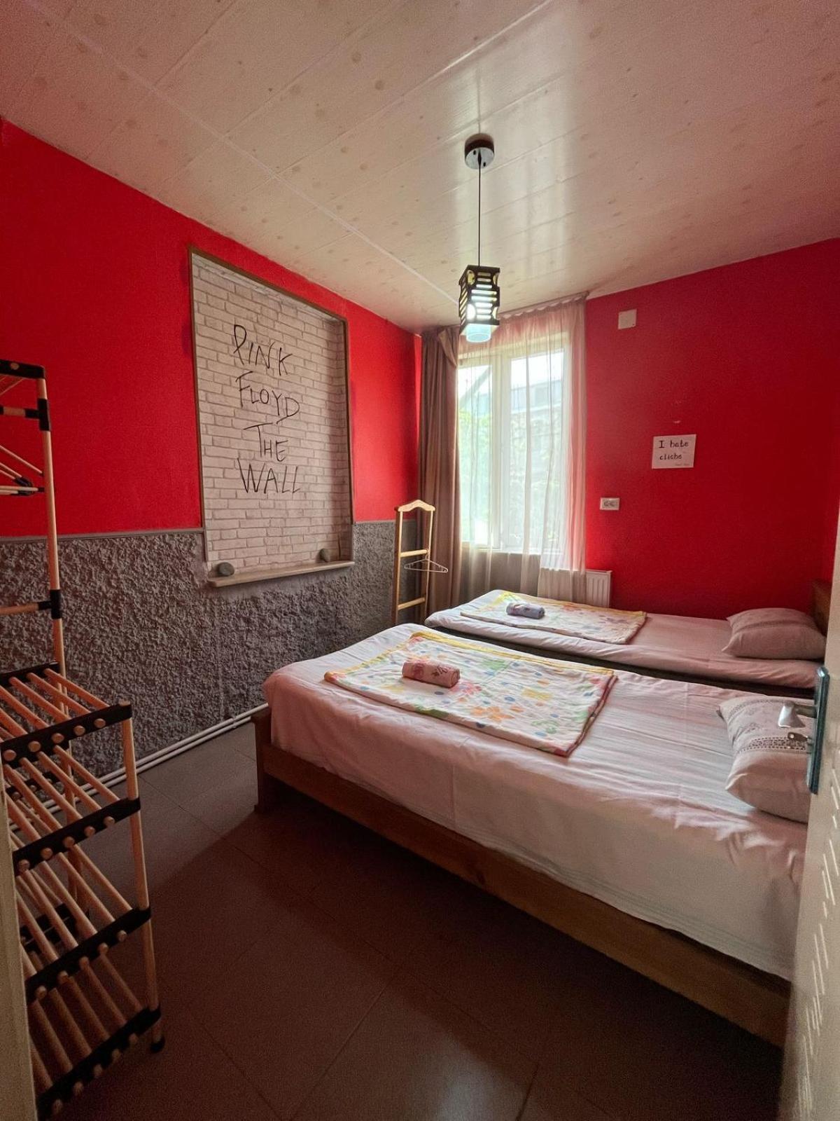 באטומי Guest House Barbi מראה חיצוני תמונה