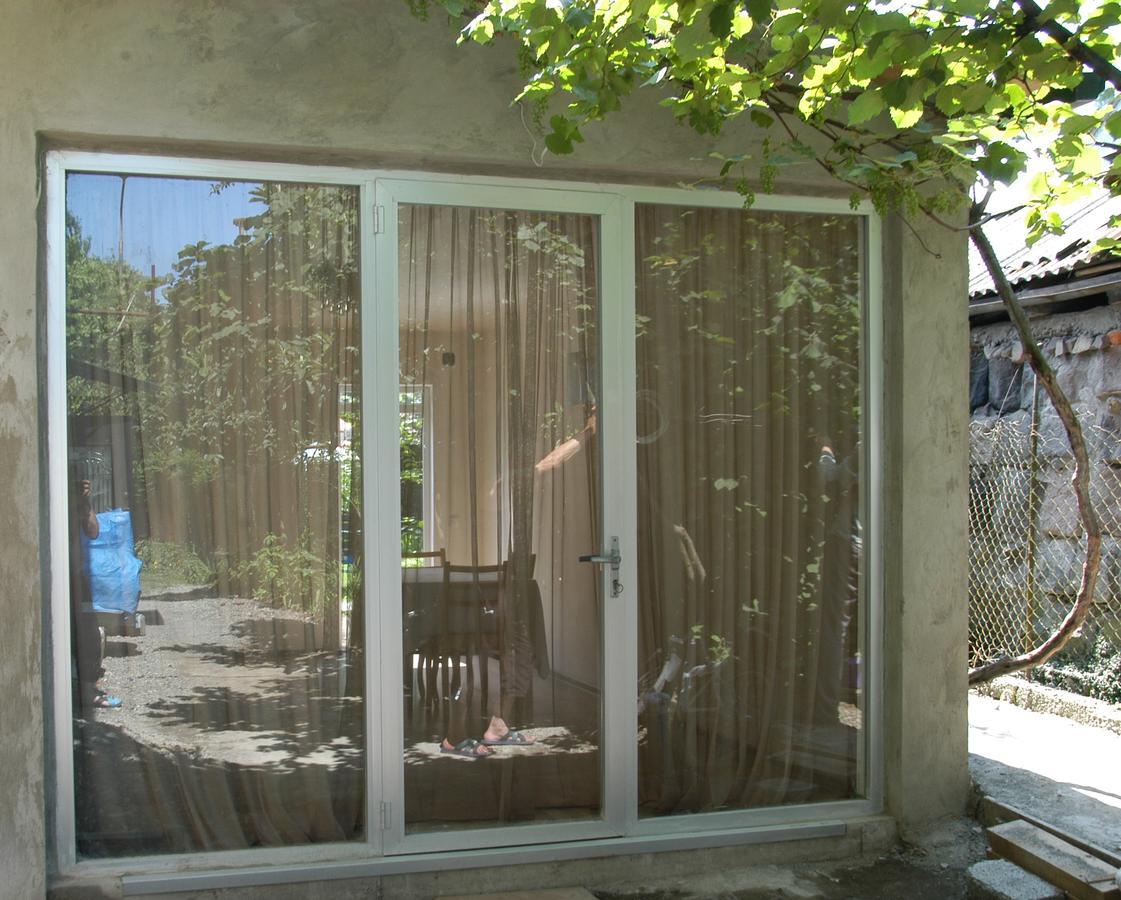 באטומי Guest House Barbi מראה חיצוני תמונה
